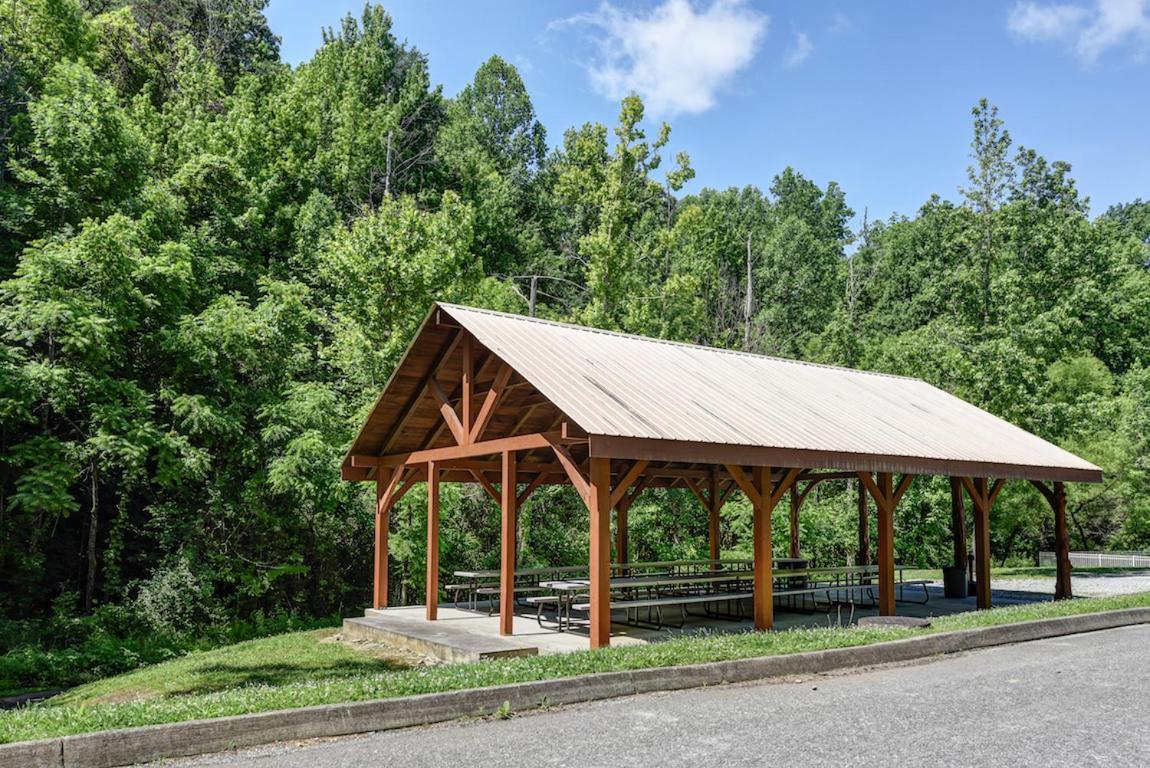 Woodland Escape Villa Пиджен Фордж Екстериор снимка
